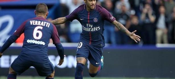 28圈娱乐- 内马尔超然混剪 