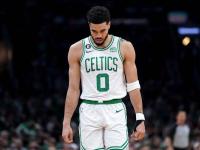 28圈体育-塔图姆连续三场比赛得分超过赛事规则更新，雄鹿挑战极限！的简单介绍