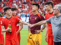 28圈-关于里程碑夜尤文图斯外线爆发，CBA常规赛清晨刷纪录，球迷炸锅，赛季目标并未改变的信息